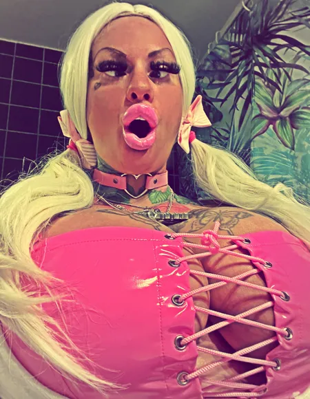 TheWigJenny ๐ฆ๐โจ 3000cc profile photo