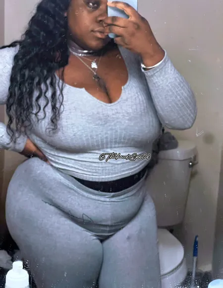 ThickandSpoiled VIP PAGE profile photo