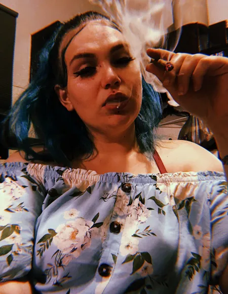 Thick cakez 🍰 profile photo