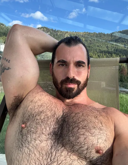 Thick Macho profile photo