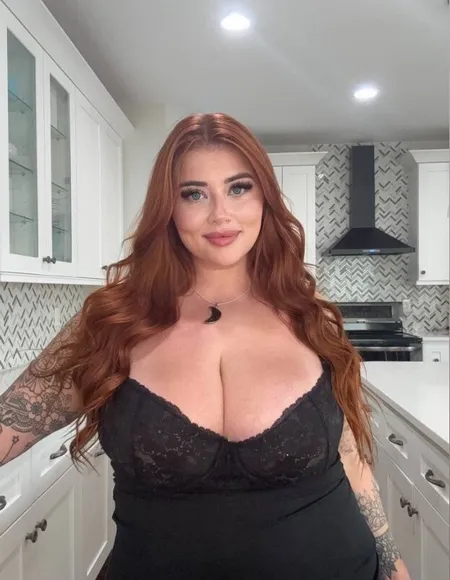 THIKKI NIKKI VIP 👑🍒💦 profile photo