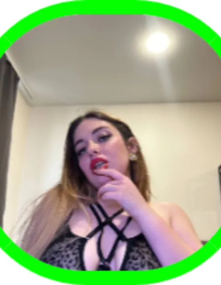 Tina ๐ profile photo