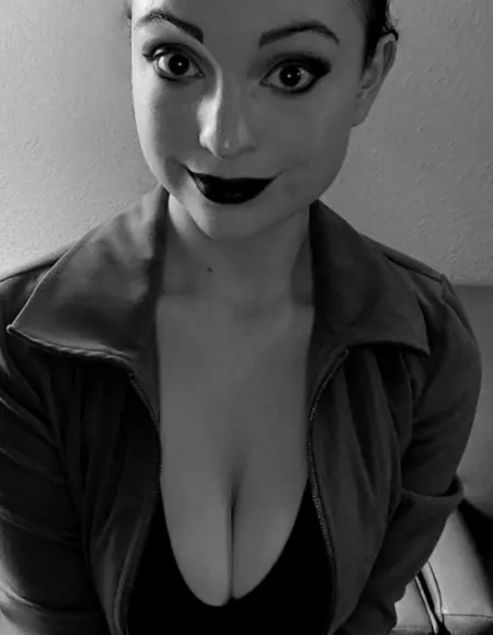 titsmintsalad profile photo