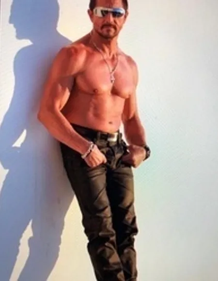 TOMMY GUNN ®™ profile photo