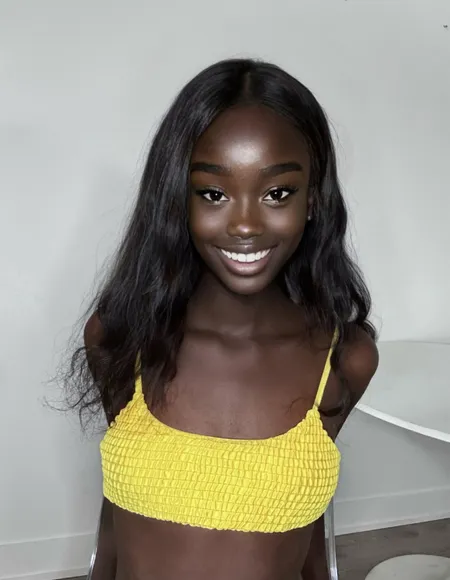 Ebony Jazmine UO💚 profile photo