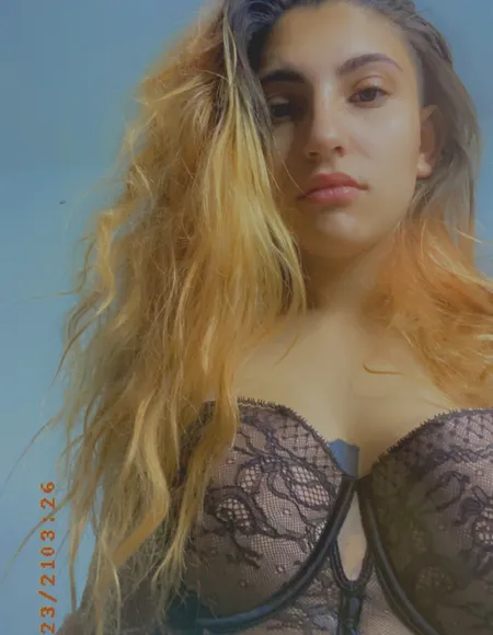 Mariana Wavy 💗 profile photo
