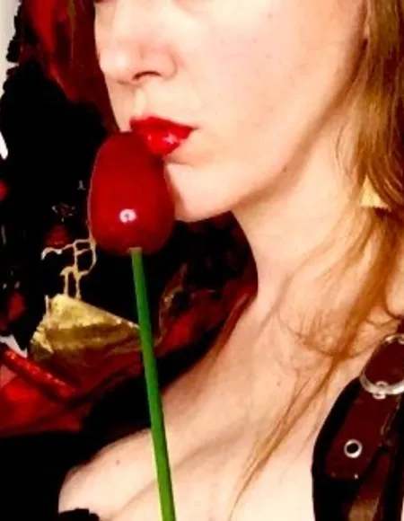 Ms. Trixieโs Studio profile photo