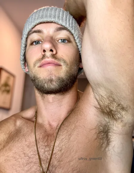 Troy Green 👑 (FREE) profile photo