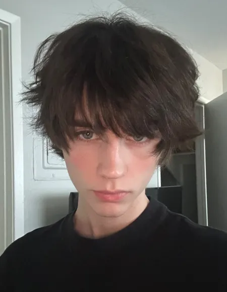 tris profile photo