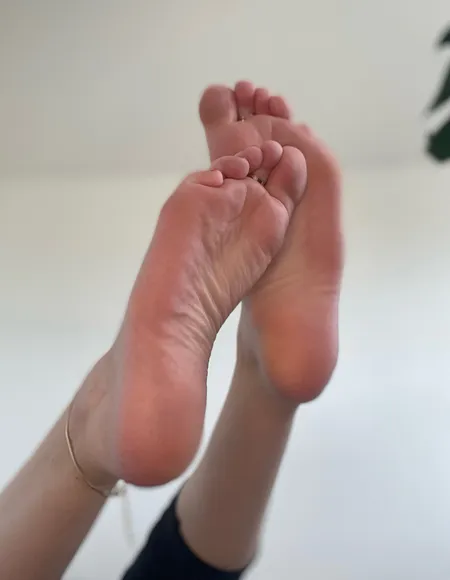 French Feet ✨ profile photo