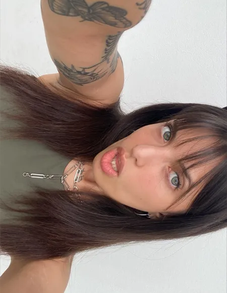 Laura profile photo