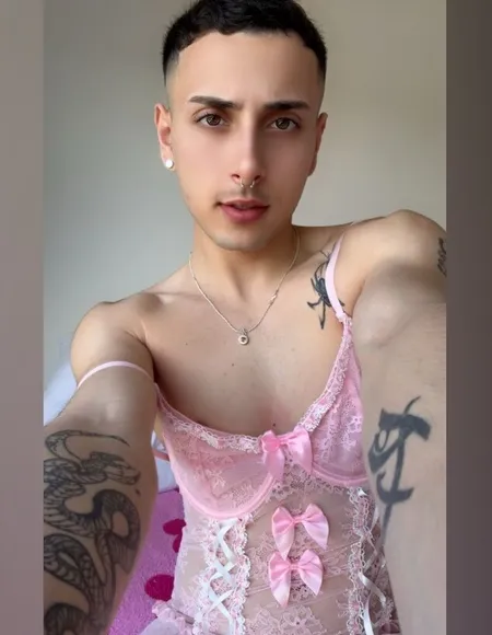 ππ¦ π± π πΈ πΈ π΄ π» π¦ π profile photo