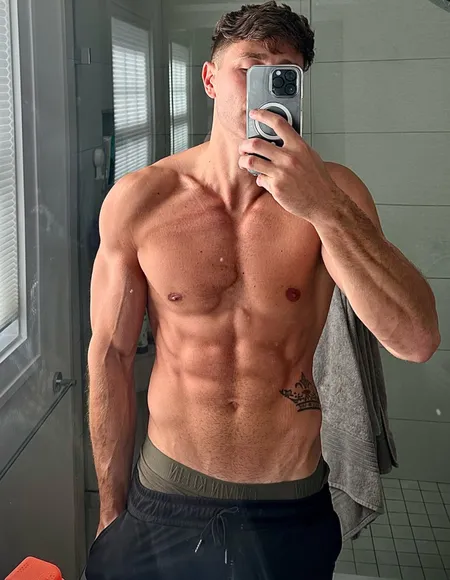 UrItaliangod profile photo