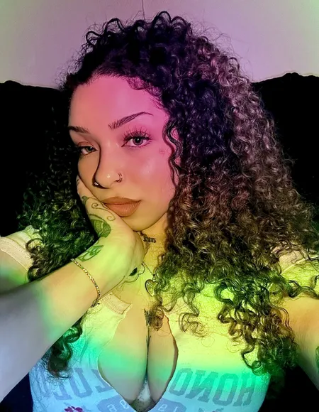 T profile photo