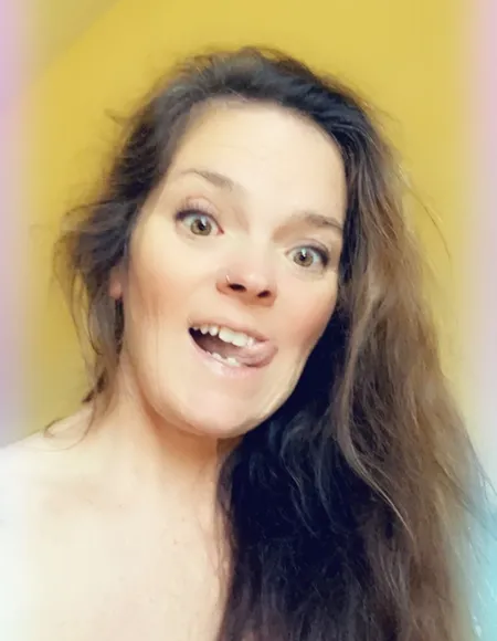 Valentina LaRue profile photo