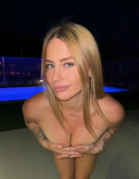 Vanessa Viviene💦 profile photo