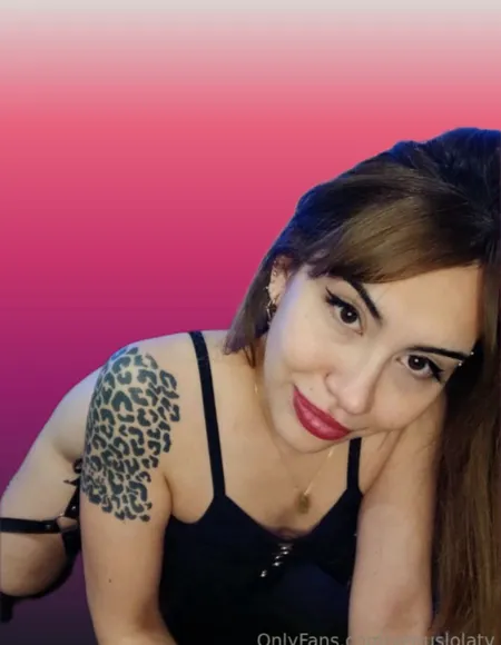 ๐ LOLA ๐คค๐ฆ๐ ๐จ๐๐๐ฅ ๐ผ profile photo