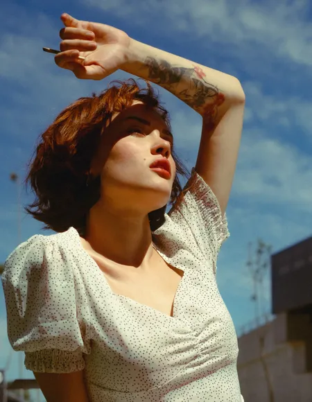Stoned babe profile photo