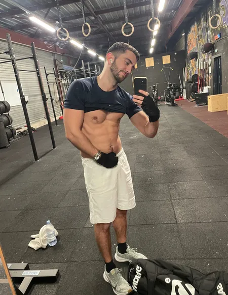 Victor PERRELLI profile photo