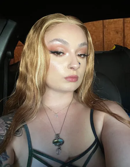 Violetflower profile photo