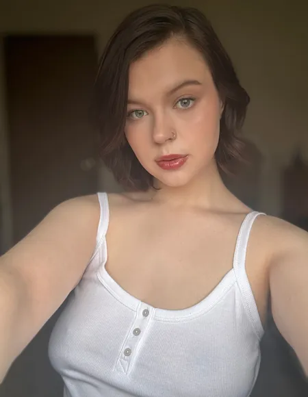 Violet profile photo