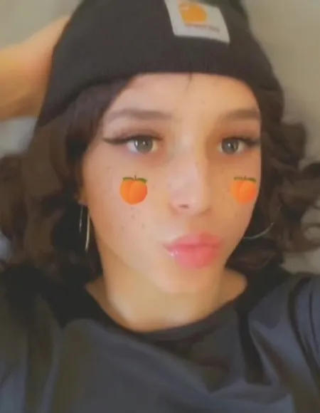 VirginFemboy 𝐕𝐈𝐏 profile photo