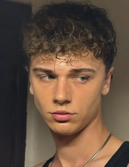 Vi 🤸🏻‍♂️ profile photo