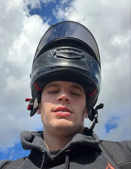 Lewis Steel profile photo