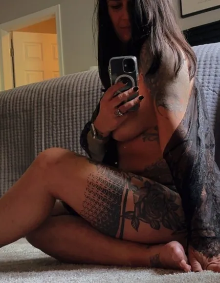 WhisperandaWink profile photo