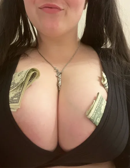 WifeyGoneWild profile photo