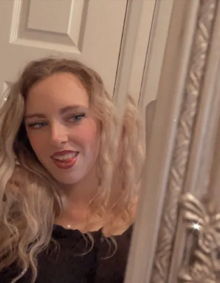 Chloe Louise profile photo