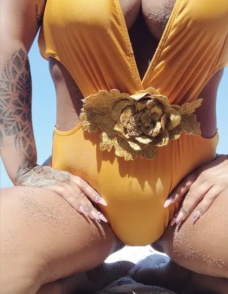 BIG BUTT 🤭 profile photo