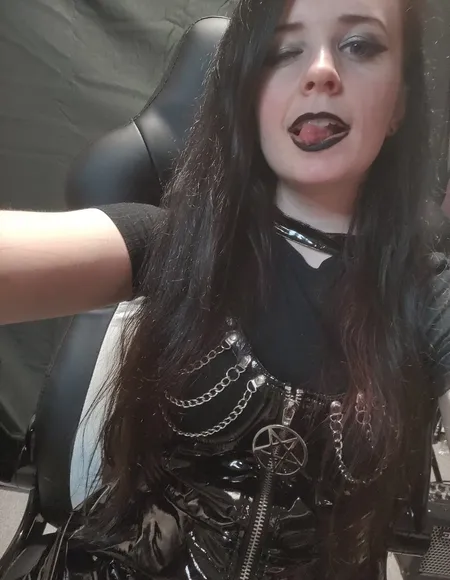 👑Queen of Darkness👑 profile photo
