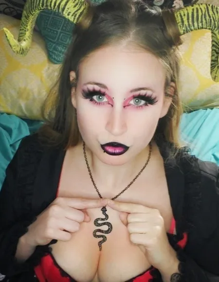 XSpaceXQueenX profile photo
