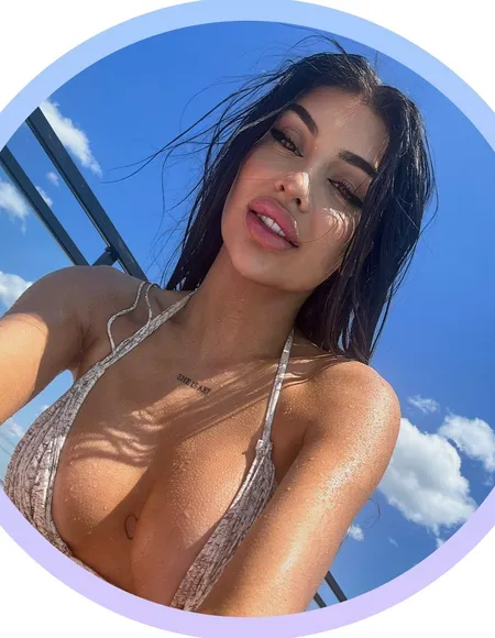 Stina Kayy VIP 💛 profile photo