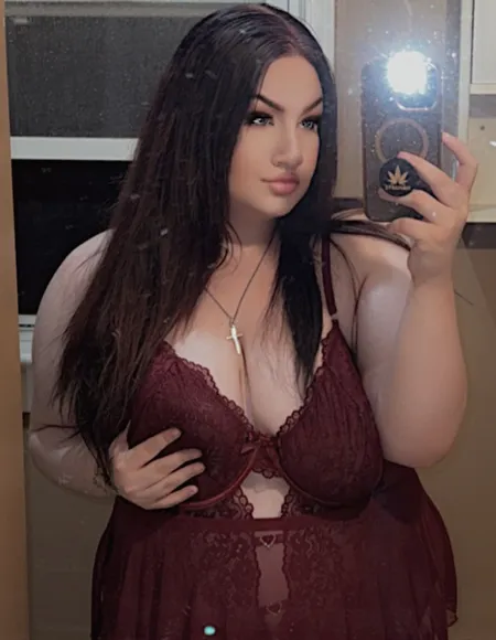 Miss Sativa🤍 profile photo