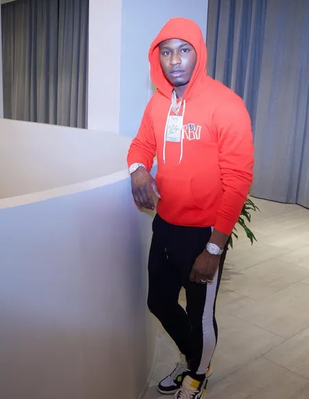 YoungGoldie profile photo