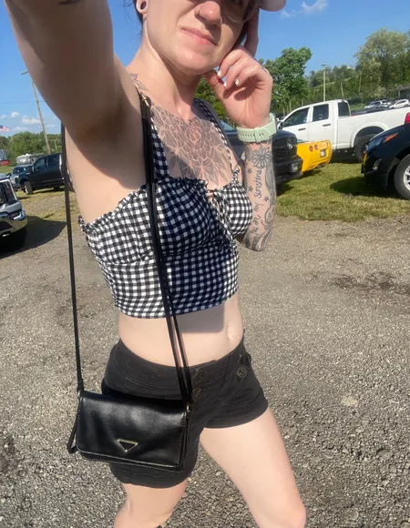 yourfavoritefartgirl profile photo