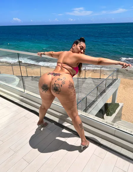 Latina Cougar profile photo