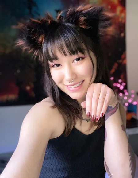 Your Japanese Girl Next Door profile photo