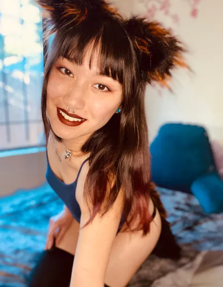 Kinky Japanese Vixen ❤️ profile photo