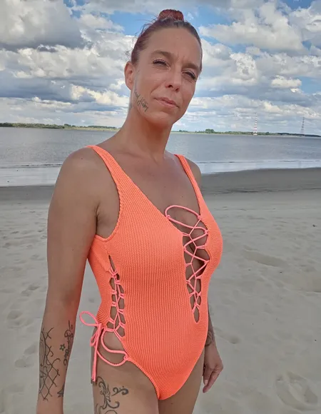 yvonne.official profile photo