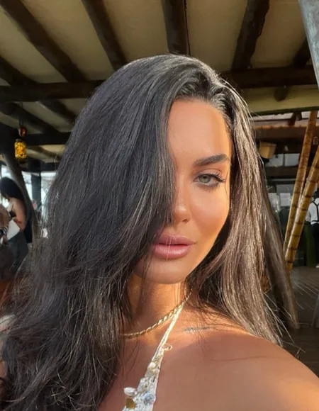 Zoe Alvarez profile photo