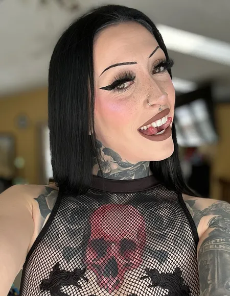 Zombae VIP 🖤 profile photo